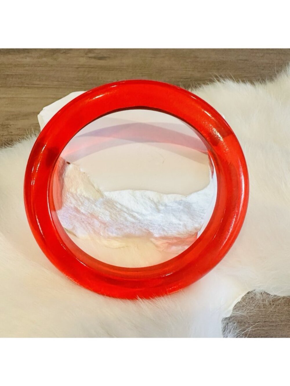 RARE Vintage Lucite Bangle Bracelet Chunky Red Pop Art Mod Stacking - Picture 3 of 5